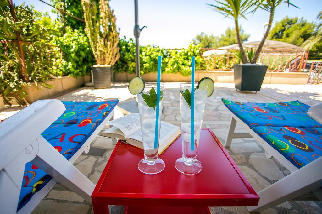 Apartments And Studio Giovanni 1 Trogir Exterior foto