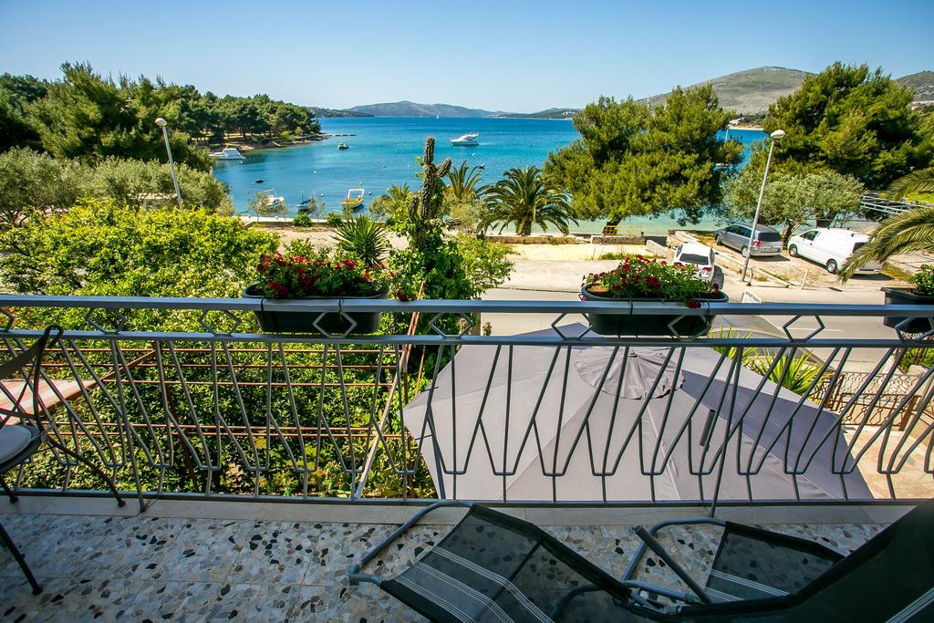 Apartments And Studio Giovanni 1 Trogir Exterior foto