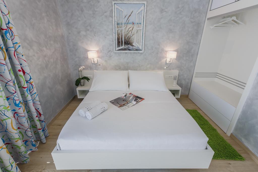 Apartments And Studio Giovanni 1 Trogir Exterior foto